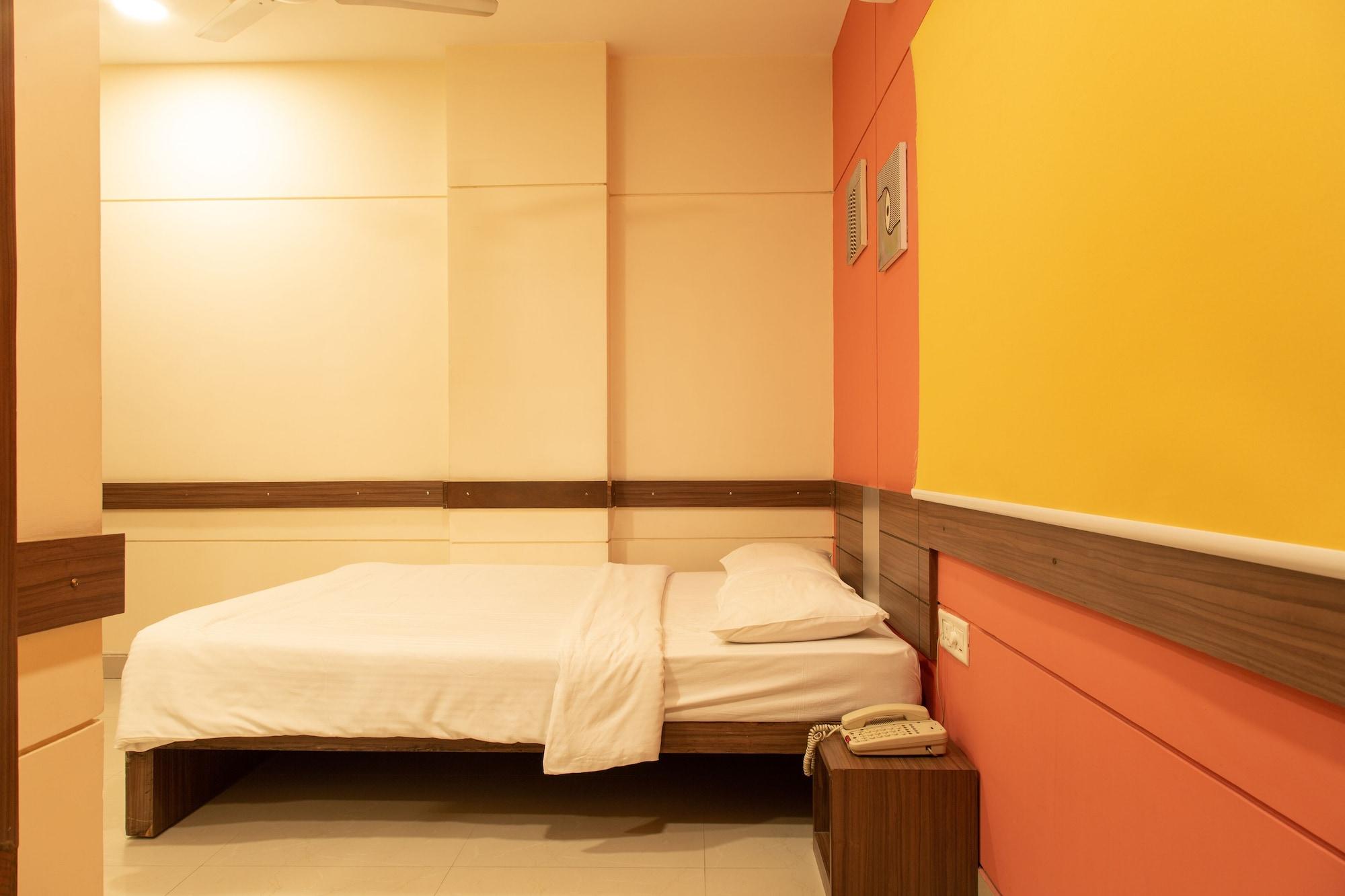 Faridabad Hotel ภายนอก รูปภาพ